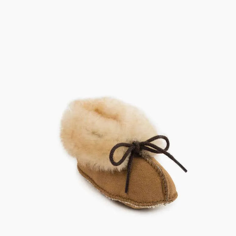 Infant's Sheepskin Bootie Secondary image